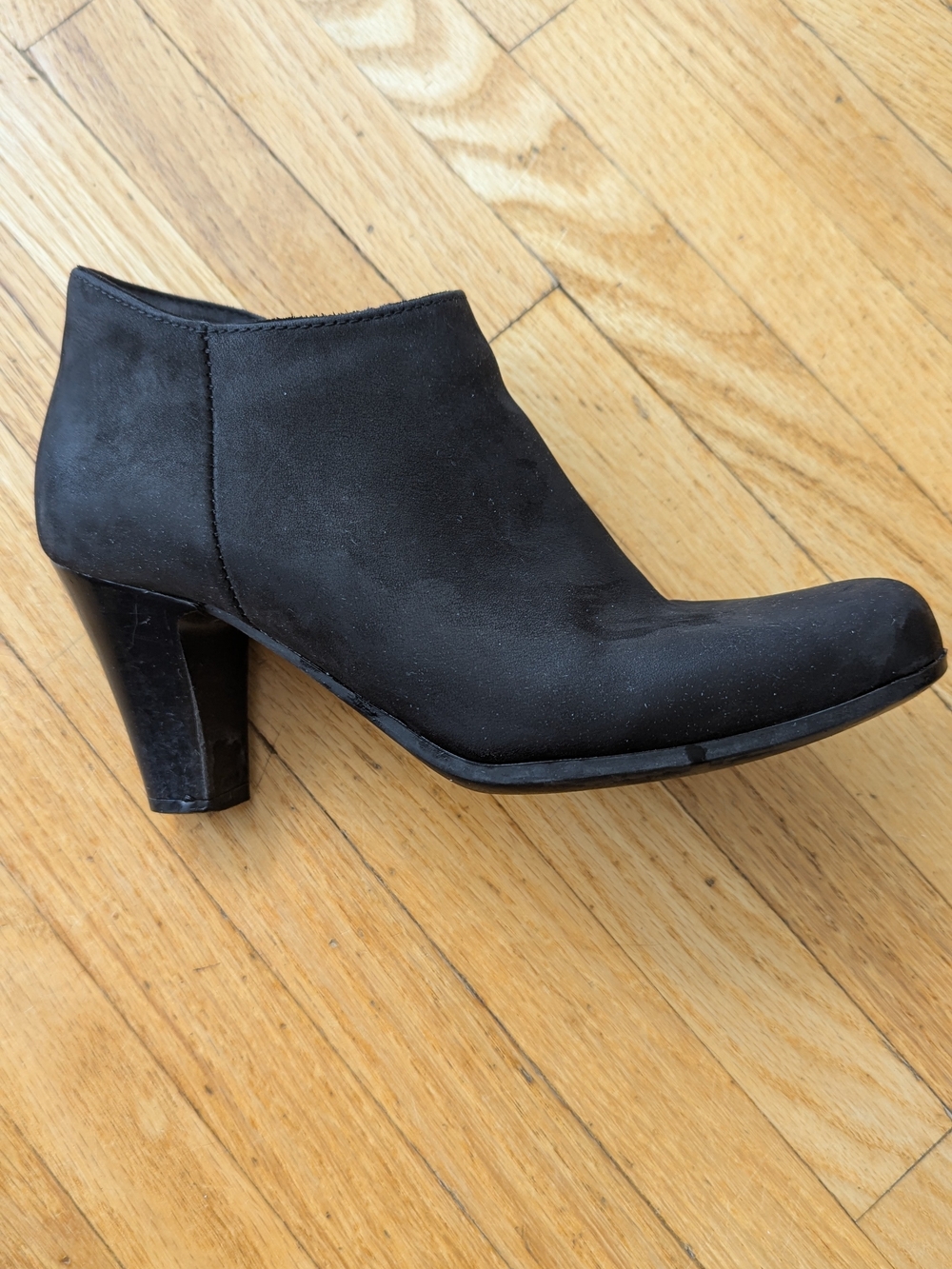 La Canadienne Black Suede Heel Ankle Boot
